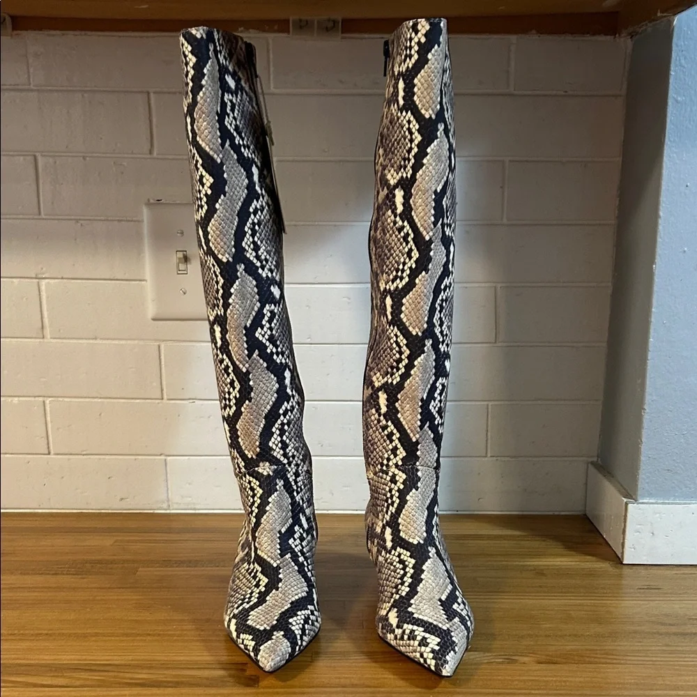Gianni Bini Gianna Leather Snake Print Kitten Heel Knee High Boots Size 6M